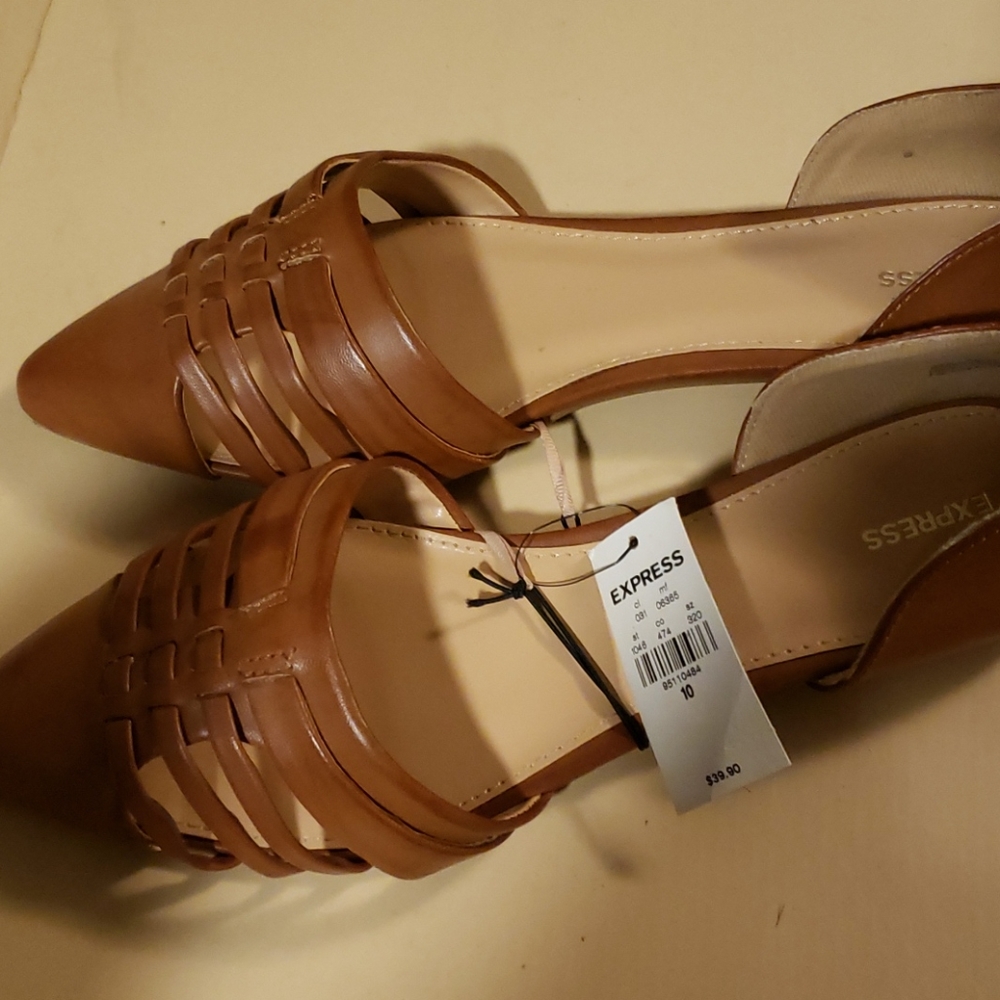 Express Sandals - Picture 3 of 3